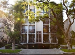 409 N Palm Dr APT 204, Beverly Hills, CA 90210