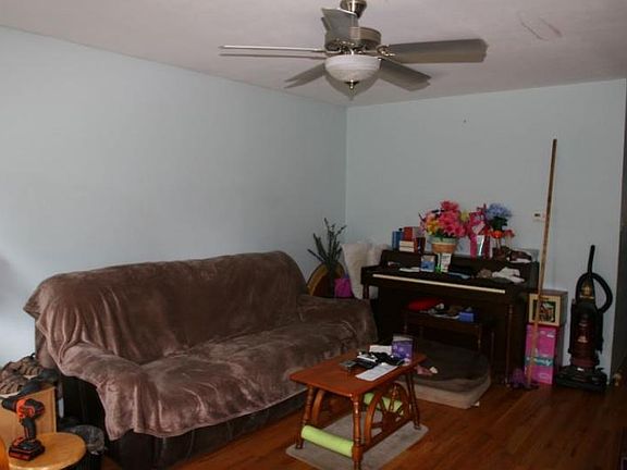 4th image of 3714 Grady Blvd