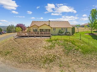 2581 SE Sagebrush Dr, Madras, OR 97741