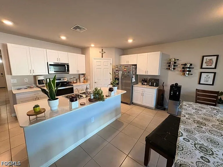 1129 NW 20th Ave — Photo 9