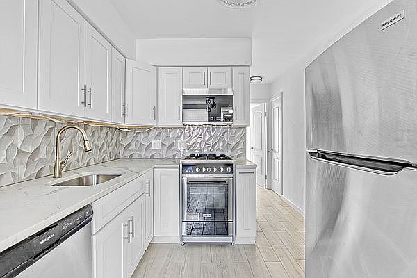 1st image of 10310 Avenue L Unit 1