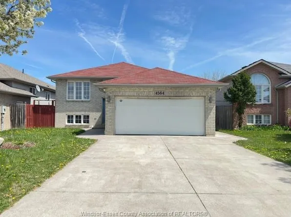 4564 Fontana Ave, Windsor, ON N9G 3C8