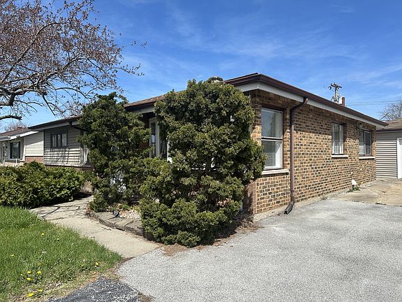 3rd image of 1525 Gordon Ave