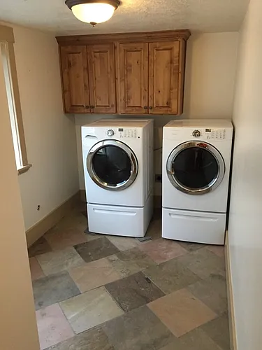 450 S 820 E Photo 1