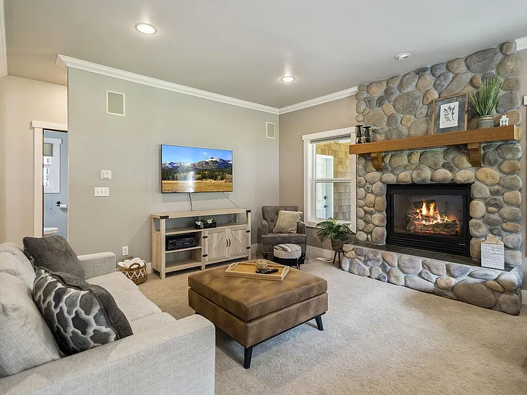 37909 Theo Ln — Photo 5