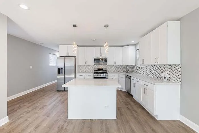 3030 W Washington Blvd #1 — Photo 5