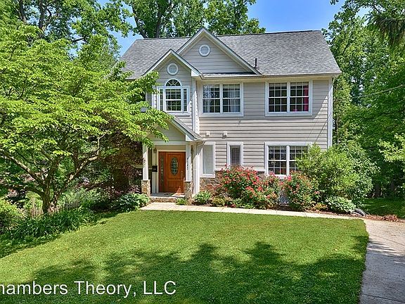 3rd image of 7202 Arthur Dr
