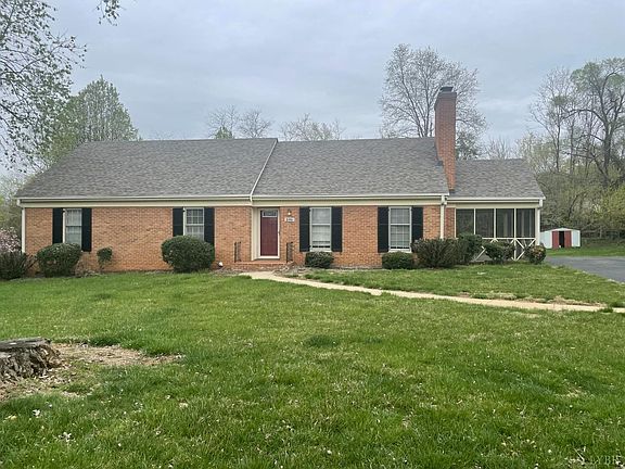 3rd image of 2701 Farmington Pl