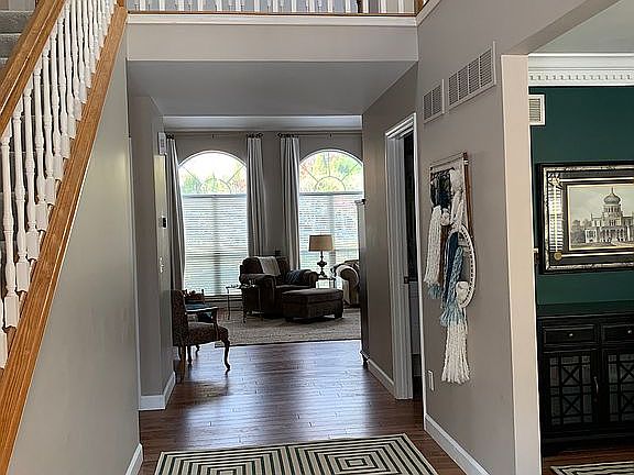 2nd image of 1611 Waldens Meadow Ct