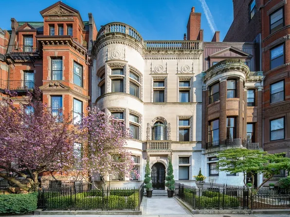 304 Commonwealth Ave #Penthouse, Boston, MA 02115