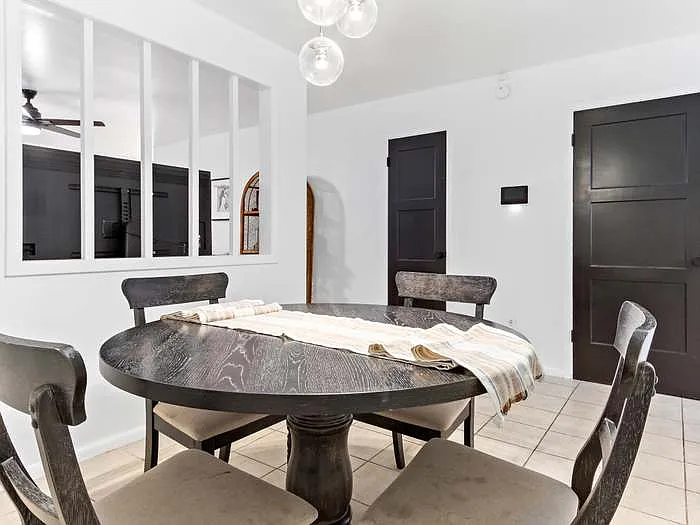 4150 Crow Rd #16 — Photo 11