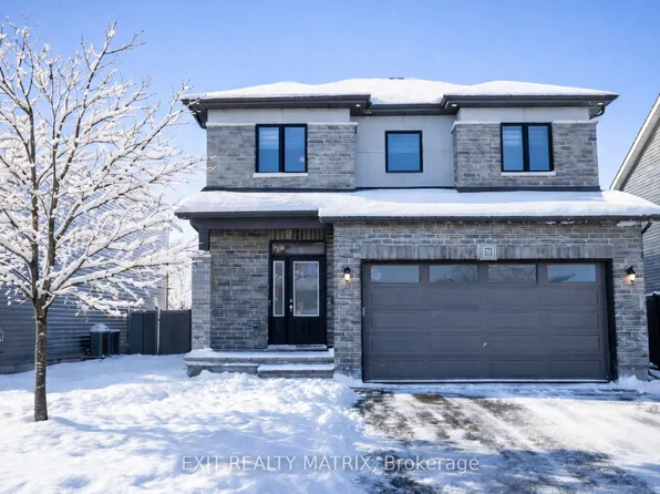 573 Strasbourg St, Russell, ON K0A 1W0