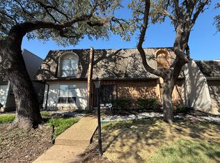 12513 Burninglog Ln, Dallas, TX 75243