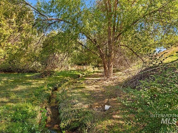 2nd image of 15750 Park View Dr