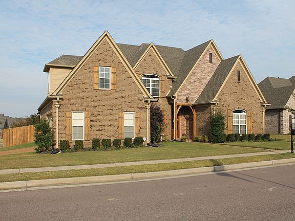 2nd image of 2206 Applemill Dr