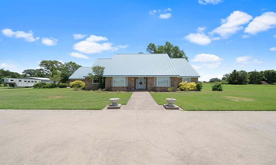 1st image of 360 Vz County Road 4405