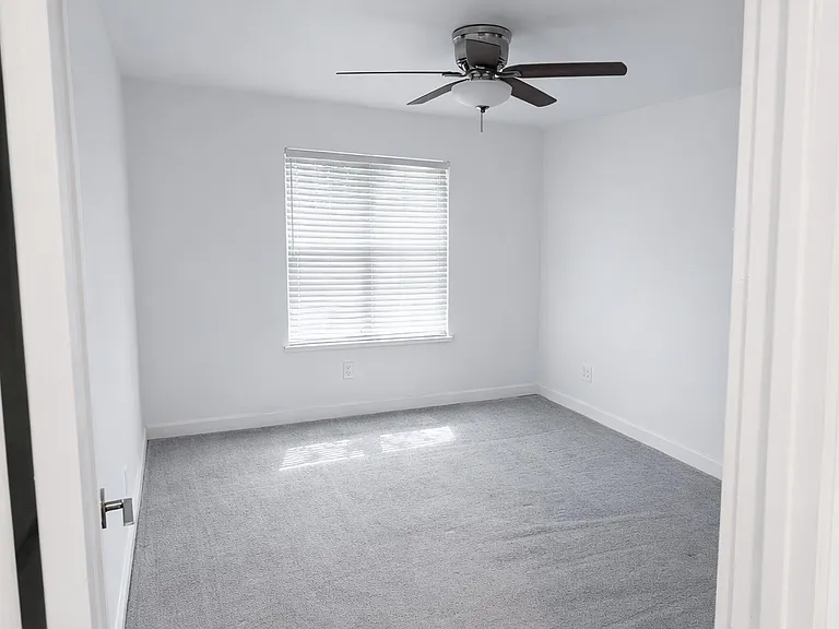 3127 Merrell Rd — Photo 19