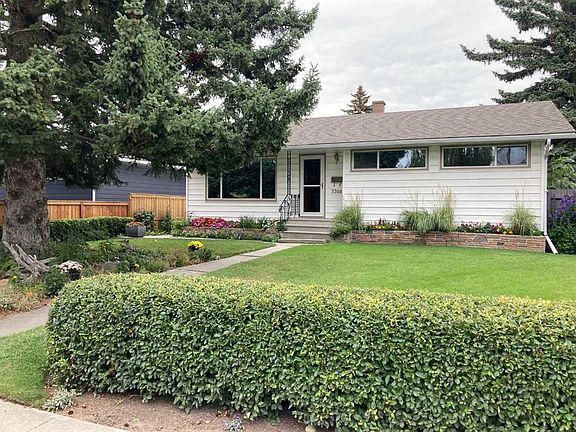 2nd image of 3308 W 46th St SW