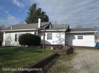 15212 Restwood Dr, Linden, MI 48451