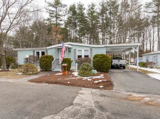 208 Donald Dr, Goffstown, NH 03045