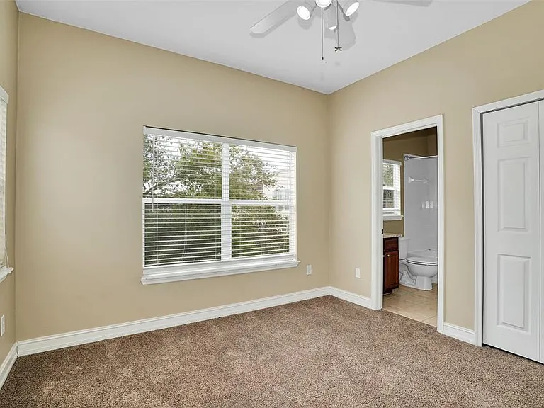 3102 Toscana Cir — Photo 32