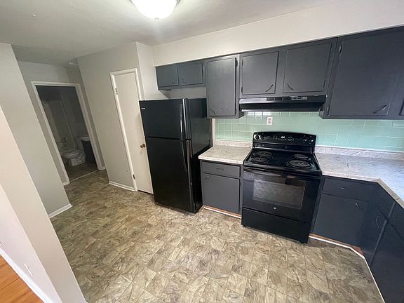 3rd image of 3255 Delor St #1E