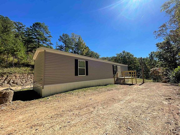 4th image of 11 Fawn Dr