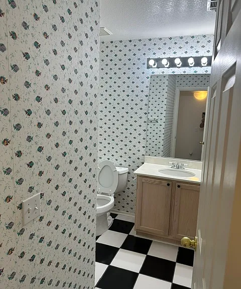 2100 Gravel Hill St #202 — Photo 18