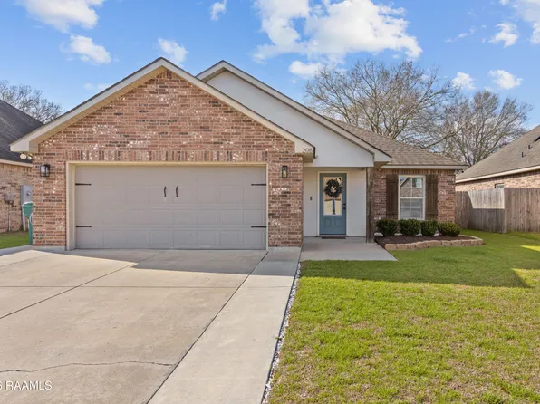 206 Rocky Ridge St, Youngsville, LA 70592