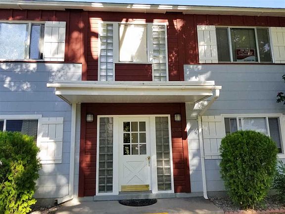 2nd image of 1940 4th St #18
