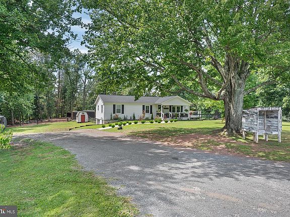 4th image of 2449 Stone Rd