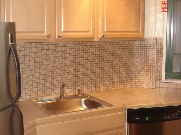 1969 McGraw Ave, Bronx, NY 10462