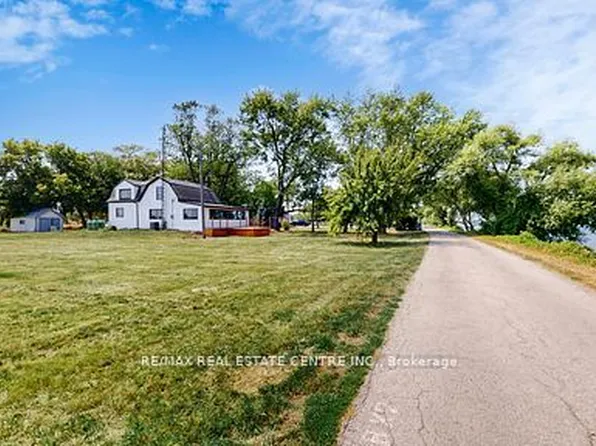 4036 Lakeshore Rd, Lincoln, ON L3J 0X3