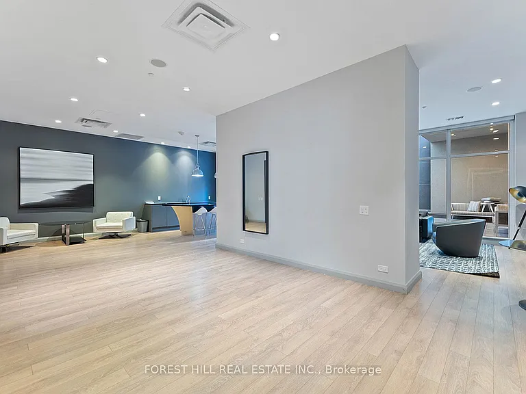 155 Yorkville Ave #2917 — Photo 33