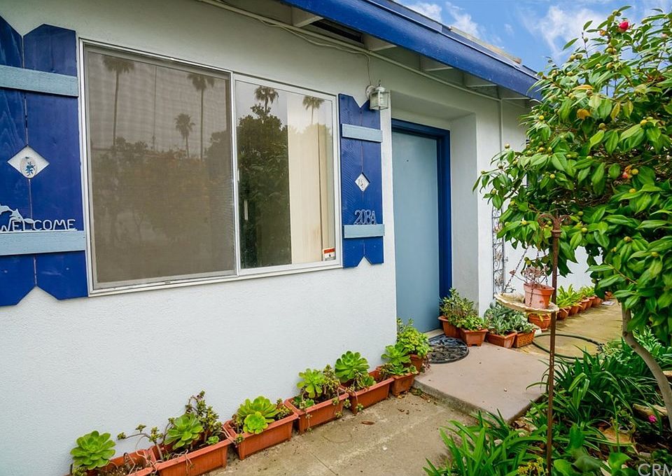 1st image of 208 Knob Hill Ave #A