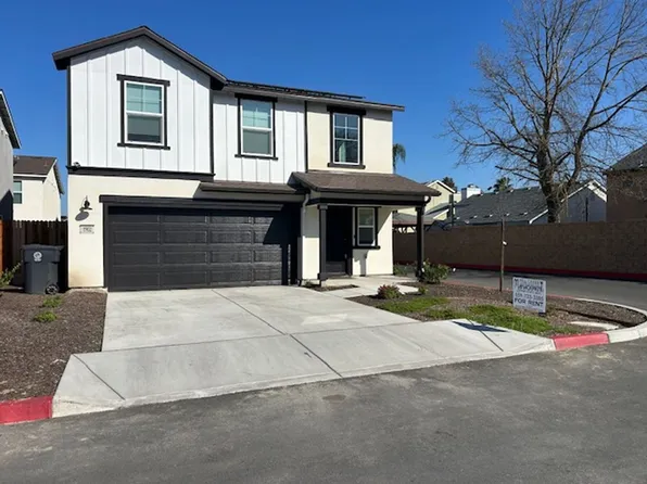 1902 Oak Meadow Ct, Tulare, CA 93274