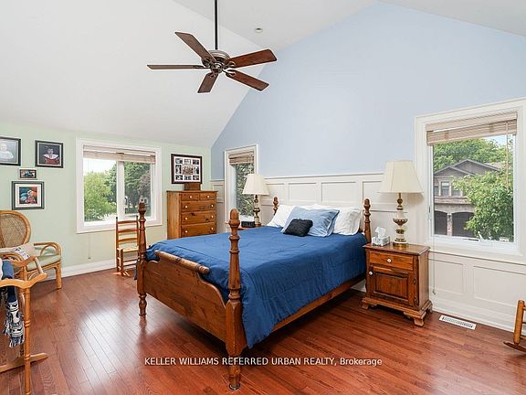 3rd image of 317 Rathburn Rd