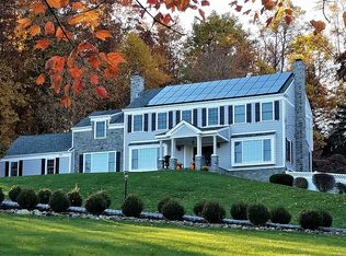 34 E Fox Chase Rd, Chester, NJ 07930