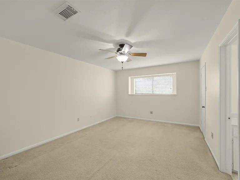 7818 Kleingreen Ln — Photo 34