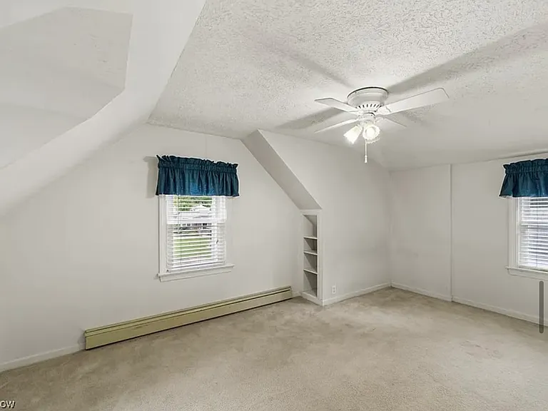 1665 Canterbury Rd — Photo 7