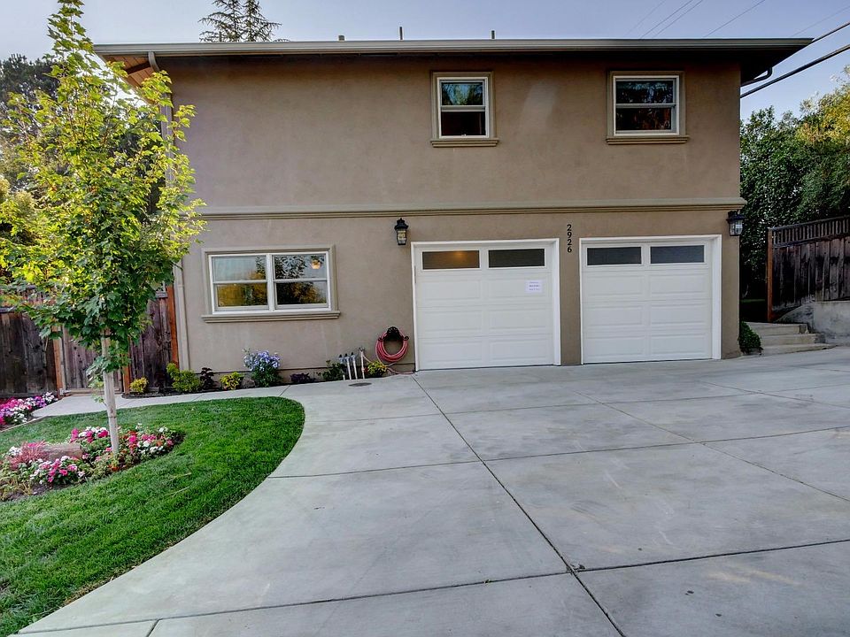 1st image of 2926 McGarvey Ave