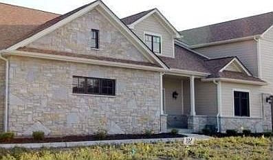 1st image of 9351 W Arrowhead Cir