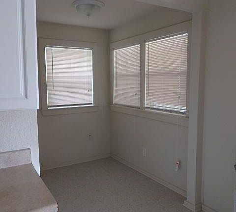 3rd image of 4824 Birchman Ave