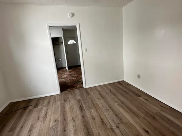 32 Murray St #1, Wilkes Barre, PA 18702