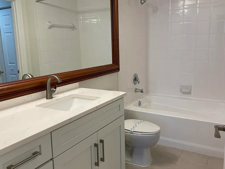 780 S Sapodilla Ave #412 — Photo 10