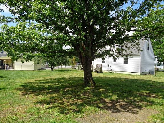 5th image of 202 Cottonwood Ln