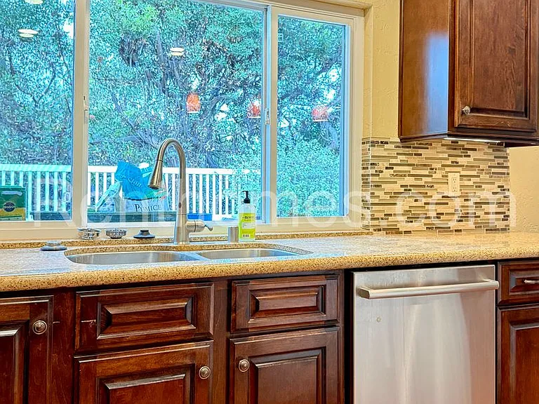 11339 Red Cedar Ln — Photo 10