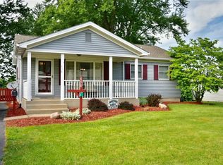 858 Doris Dr, Hubbard, OH