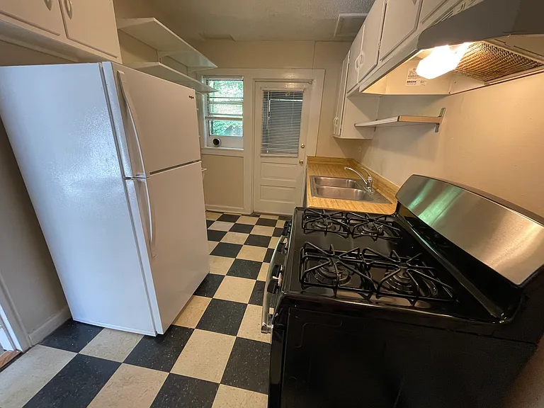 1623 Valley Ave — Photo 20