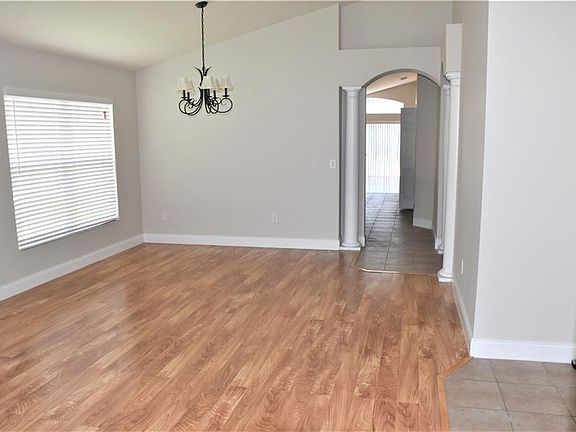 5th image of 1243 Costal Creek Ct